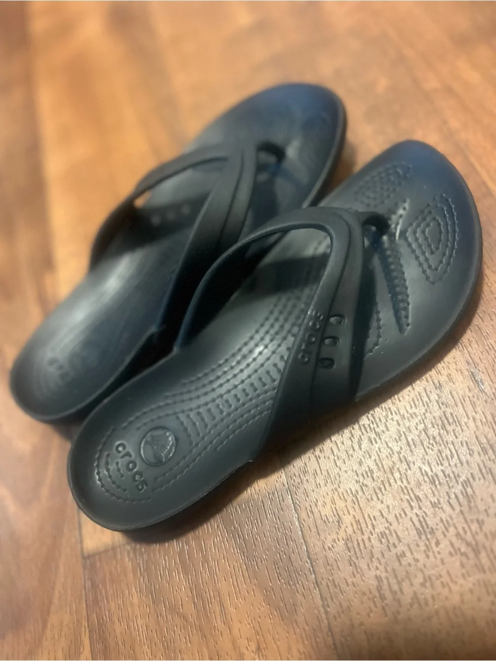 Crocs Kadee Iconic Comfort Womens Size 6 Black Flip Flops Sandals